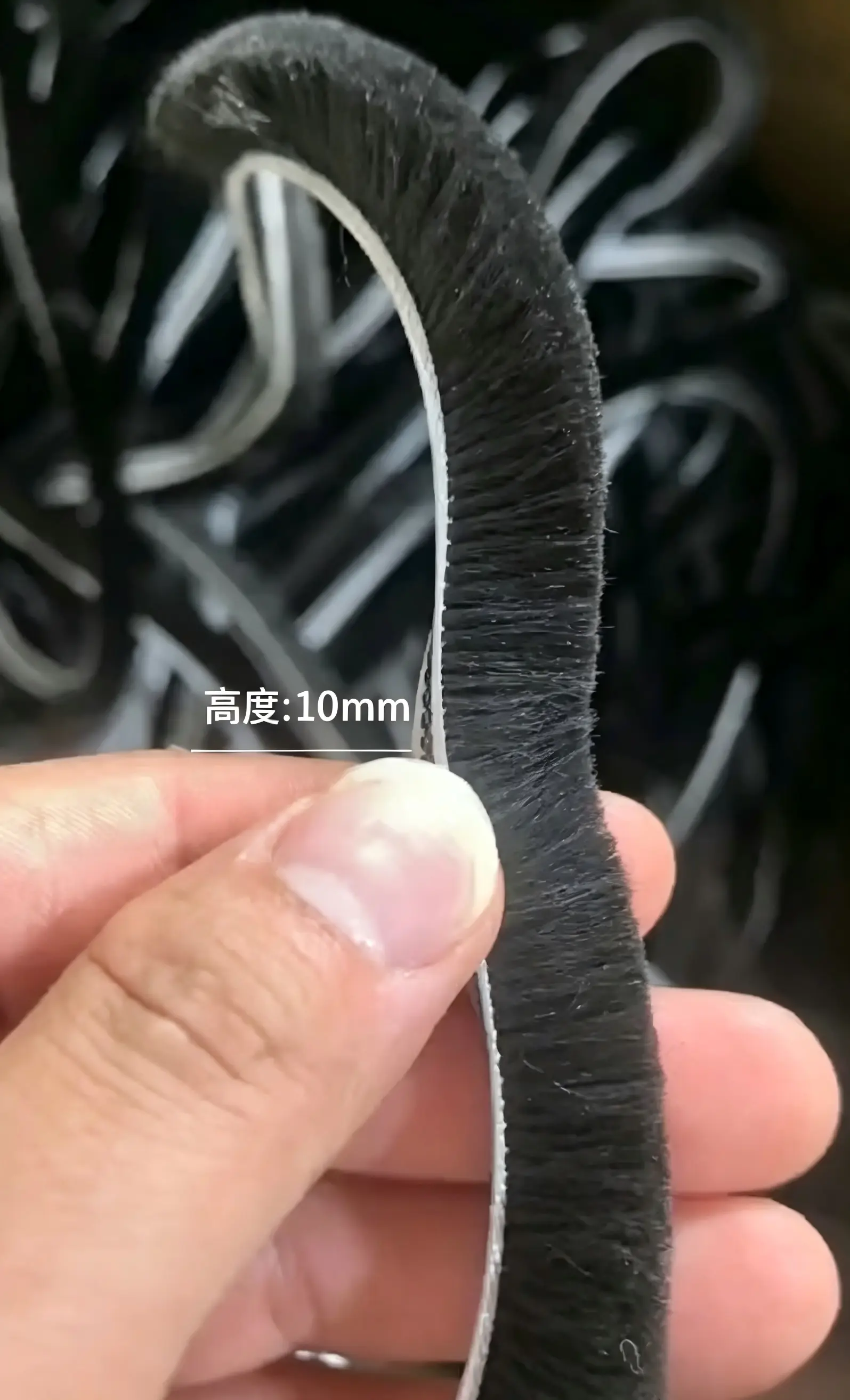 Felpa sin Aleta para Ventanas Corredizas | Fabricante OEM felpa sin aleta para ventanas corredizas de aluminio