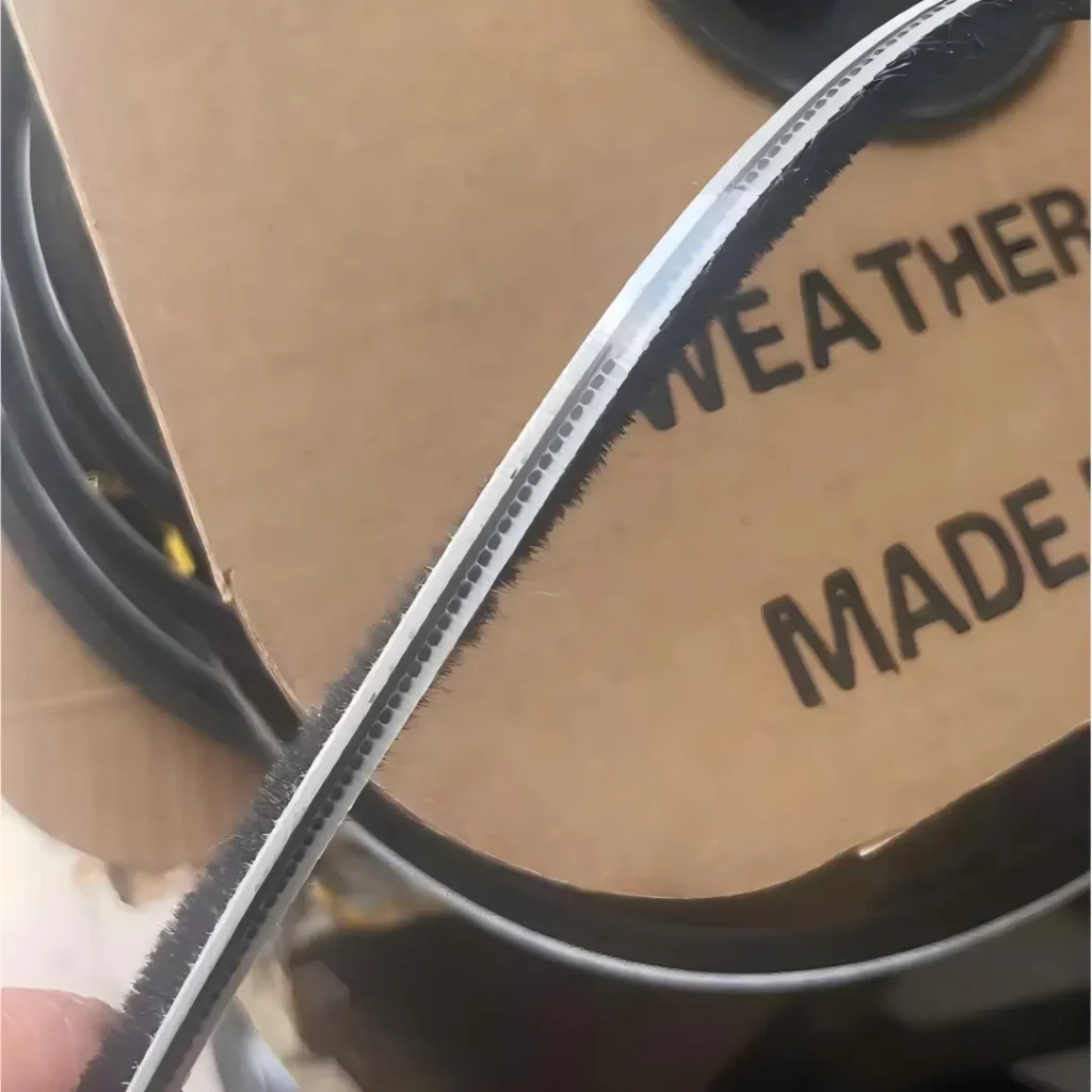 muestras de felpa para ventanas de aluminio para pedidos OEM